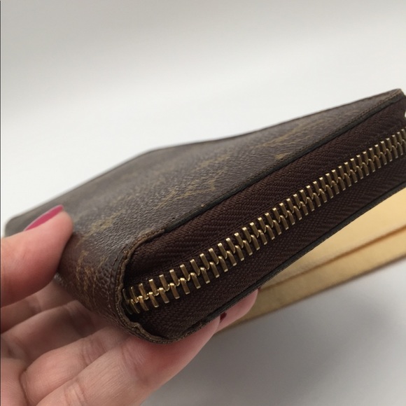 Authentic Louis Vuitton Monogram Zippy  wa… - Picture 13 of 16